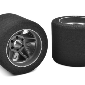 Attack Foam Tires 1/8 Circuit 32 Shore Rear 76mm Carbon Rims